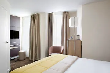 巴黎大街共和广场宜必思酒店 3*, 巴黎